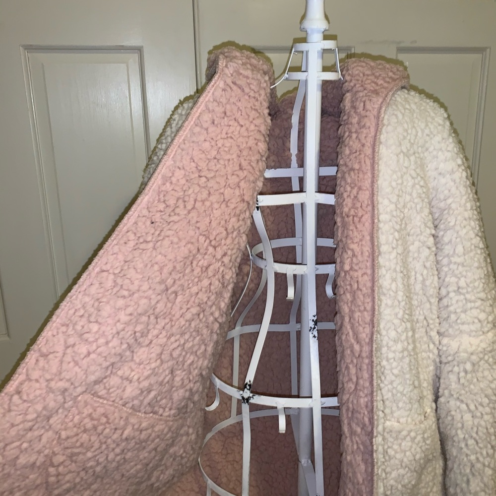 Fuzzy Jacket - Picture 2 of 2